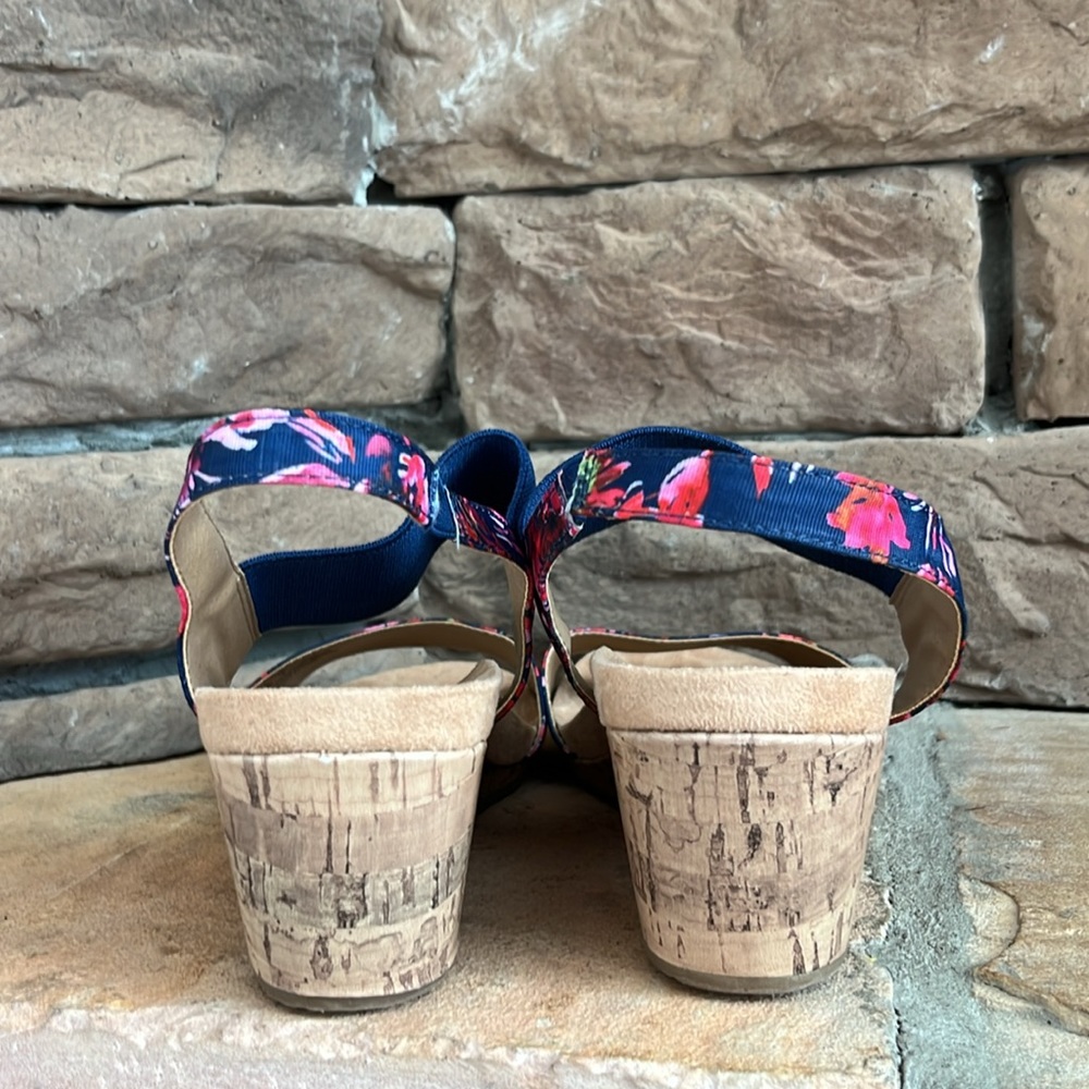 Life Stride‎ Maldives Floral Cork Wedge Sandal / SZ 11 - Picture 4 of 6
